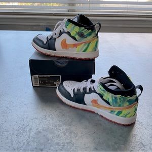 Jordan 1 mid se